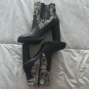 Shoe Dazzle Black and Gray Snake Print Heeled Boots